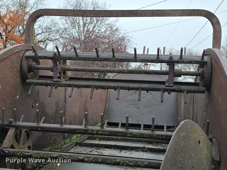 image for item DZ3585 Manure spreader