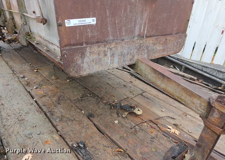 image for item DZ3585 Manure spreader