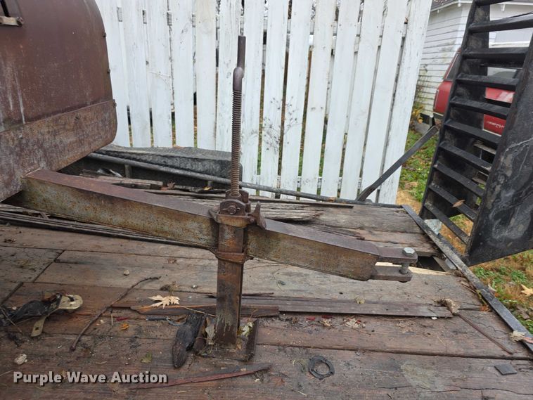 image for item DZ3585 Manure spreader