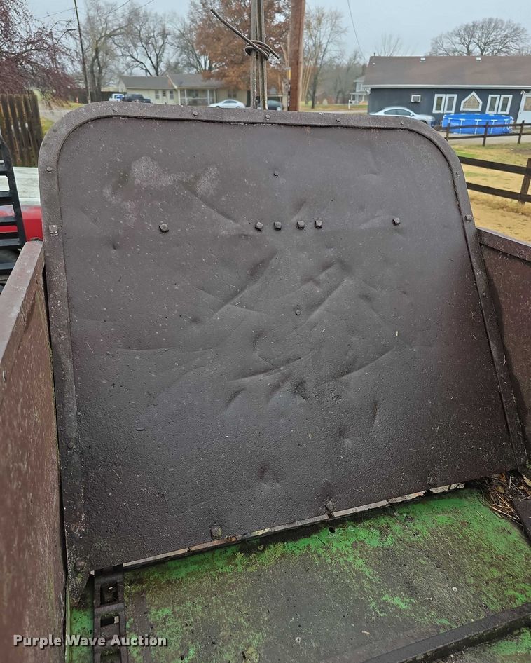 image for item DZ3585 Manure spreader