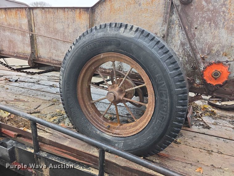 image for item DZ3585 Manure spreader