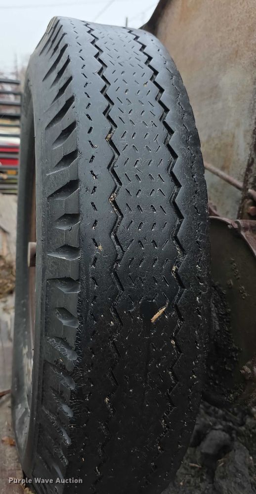 image for item DZ3585 Manure spreader