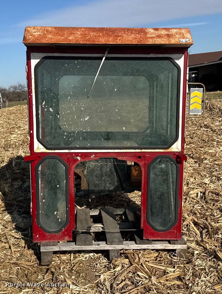 image for item EA2037 Tractor parts