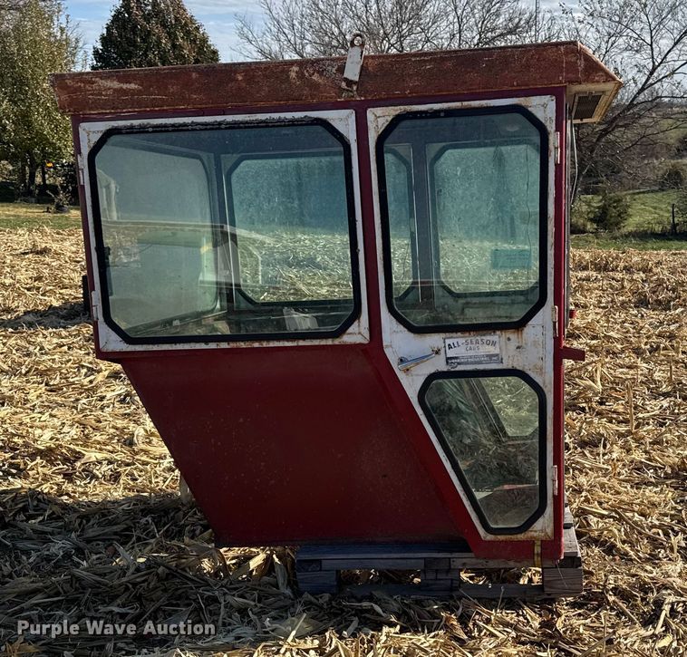 image for item EA2037 Tractor parts