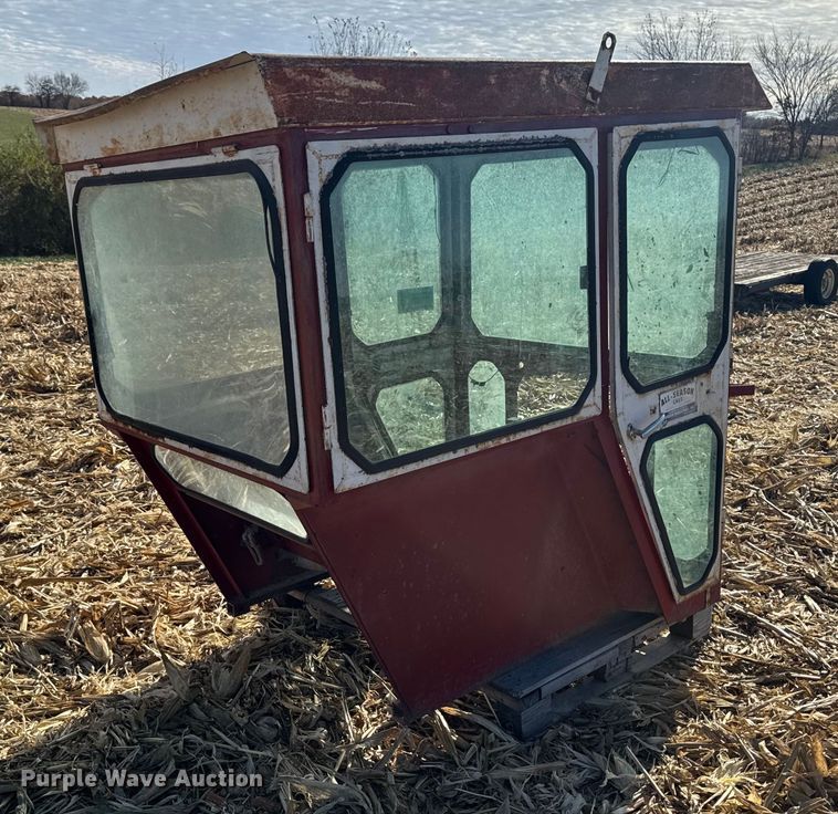 image for item EA2037 Tractor parts