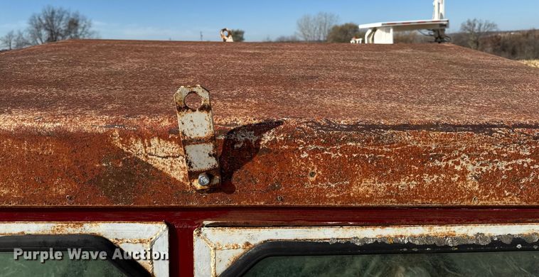 image for item EA2037 Tractor parts