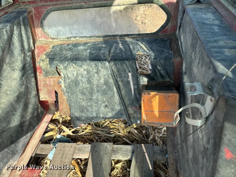 image for item EA2037 Tractor parts