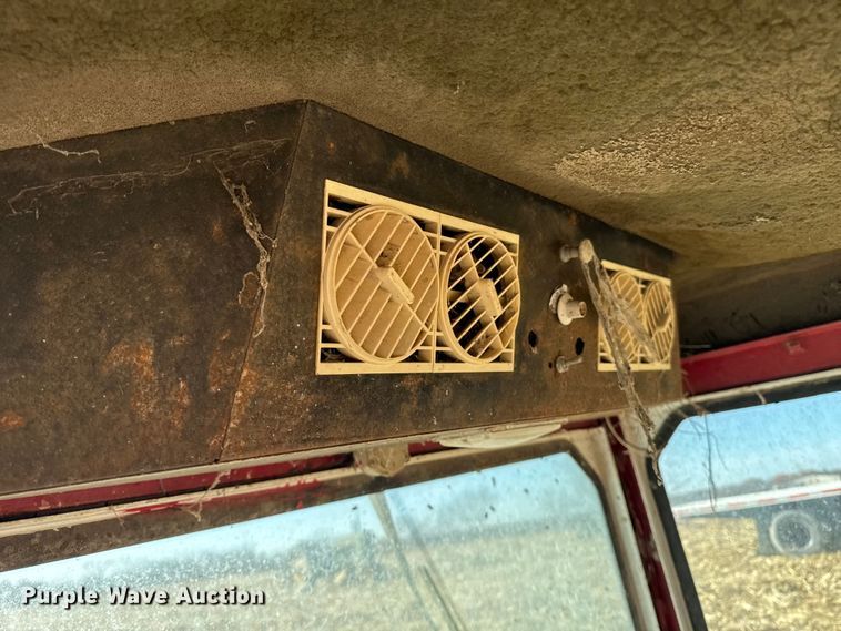 image for item EA2037 Tractor parts