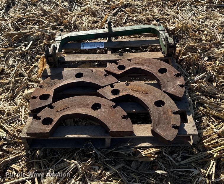 image for item EA2041 Tractor parts