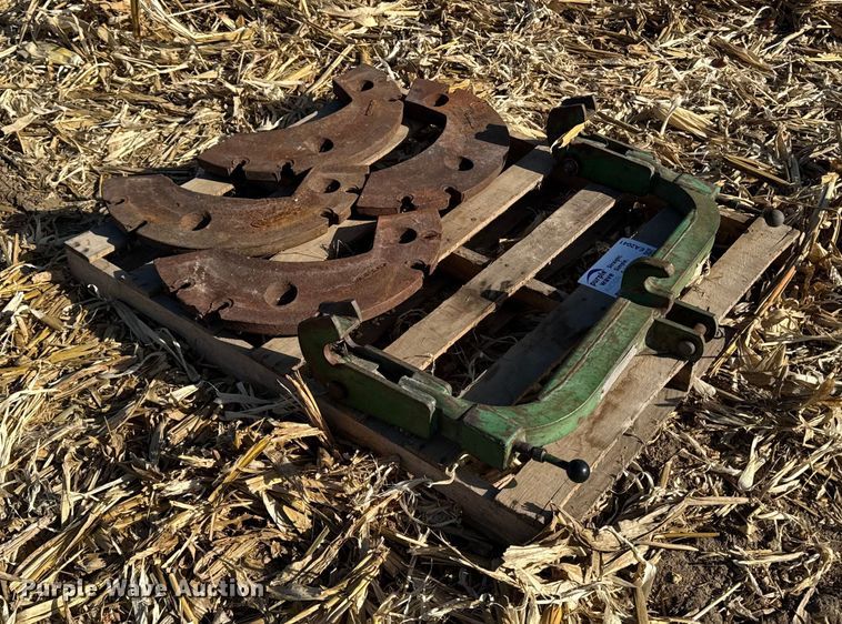 image for item EA2041 Tractor parts