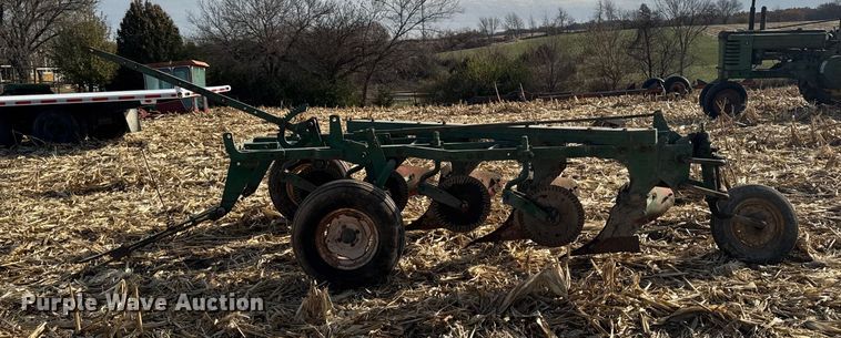 image for item EA2044 J.I. Case plow