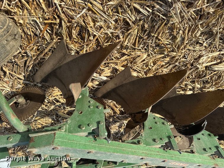 image for item EA2044 J.I. Case plow