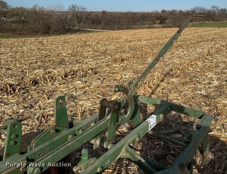 image for item EA2044 J.I. Case plow