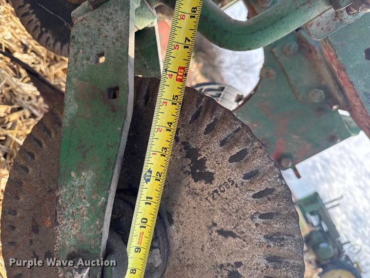 image for item EA2044 J.I. Case plow