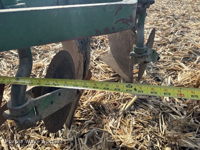 image for item EA2044 J.I. Case plow