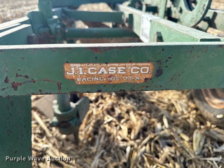 image for item EA2044 J.I. Case plow