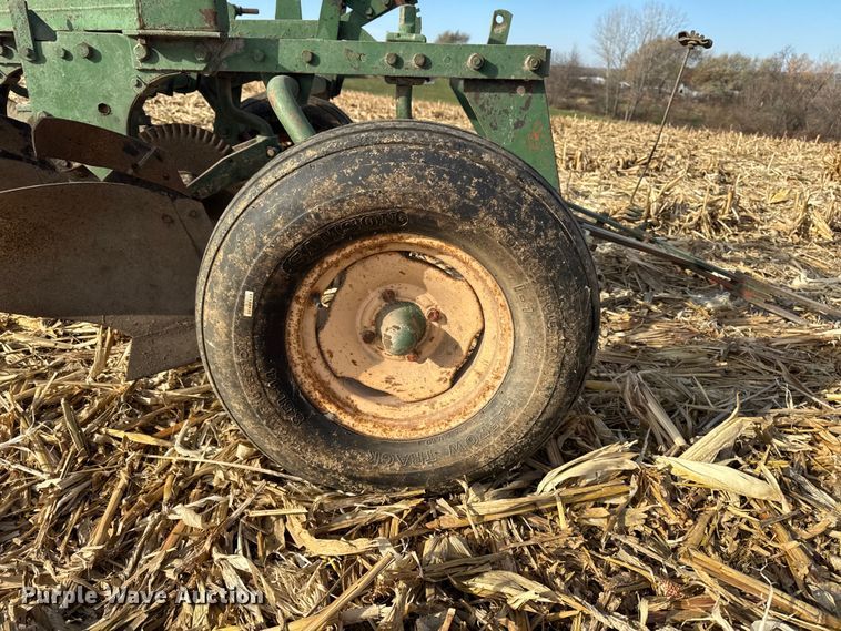 image for item EA2044 J.I. Case plow