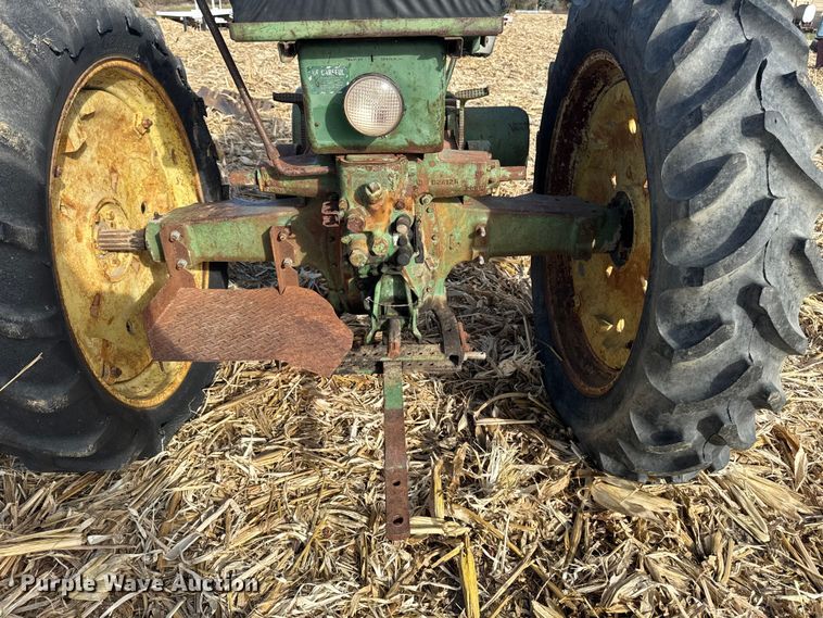 image for item EA2045 1951 John Deere B tractor