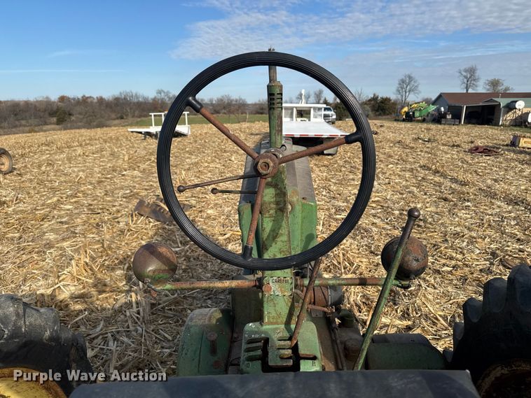 image for item EA2045 1951 John Deere B tractor