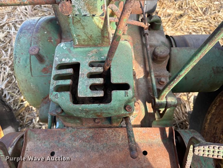 image for item EA2045 1951 John Deere B tractor