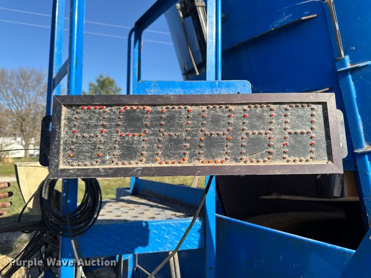 image for item EA2059 Patz 1200 Series 615 feed mixer