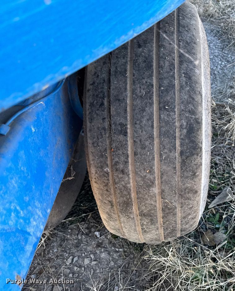 image for item EA2059 Patz 1200 Series 615 feed mixer