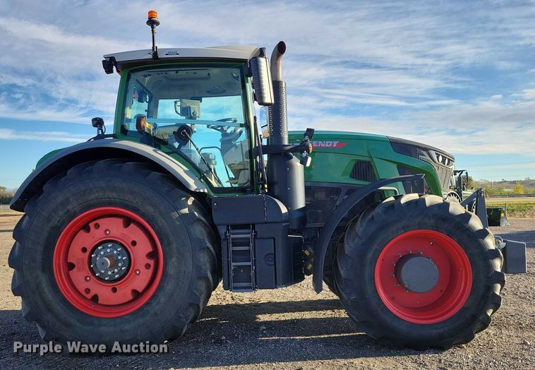 image for item EA2709 2021 Fendt 930 Vario MFWD tractor