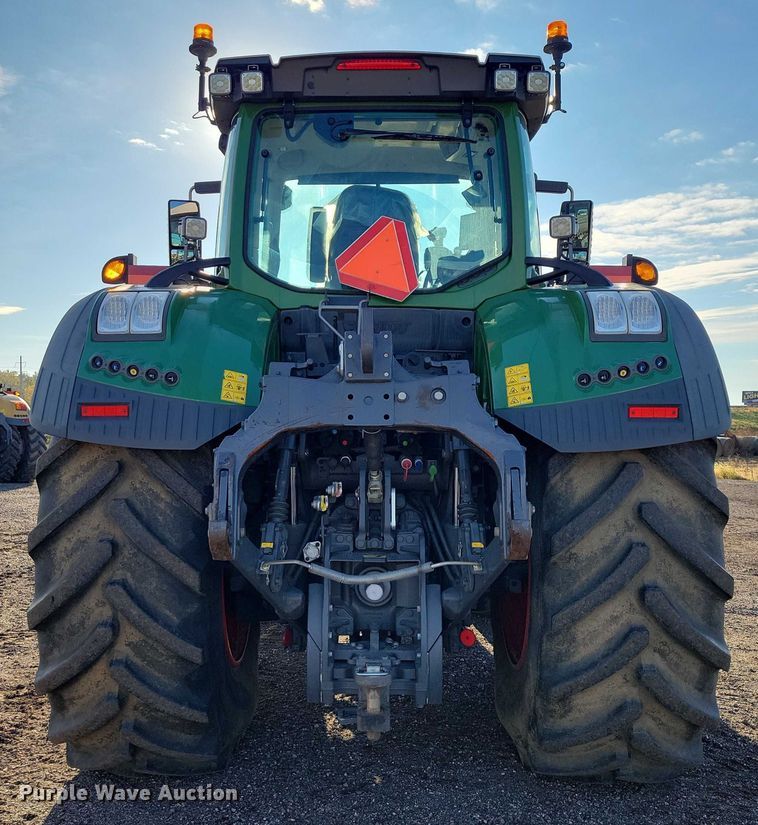 image for item EA2709 2021 Fendt 930 Vario MFWD tractor