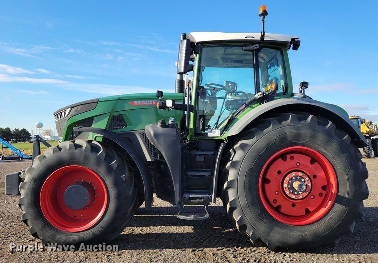 image for item EA2709 2021 Fendt 930 Vario MFWD tractor