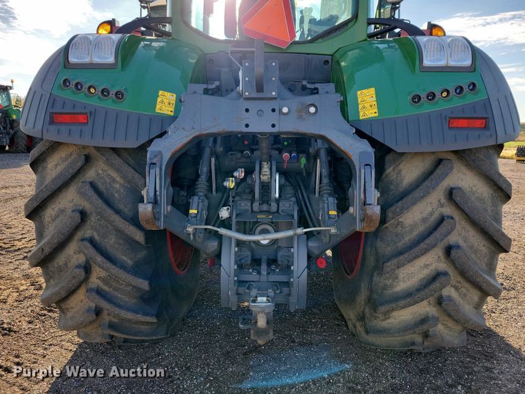 image for item EA2709 2021 Fendt 930 Vario MFWD tractor