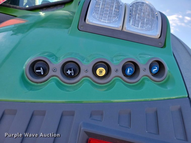 image for item EA2709 2021 Fendt 930 Vario MFWD tractor