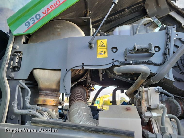 image for item EA2709 2021 Fendt 930 Vario MFWD tractor