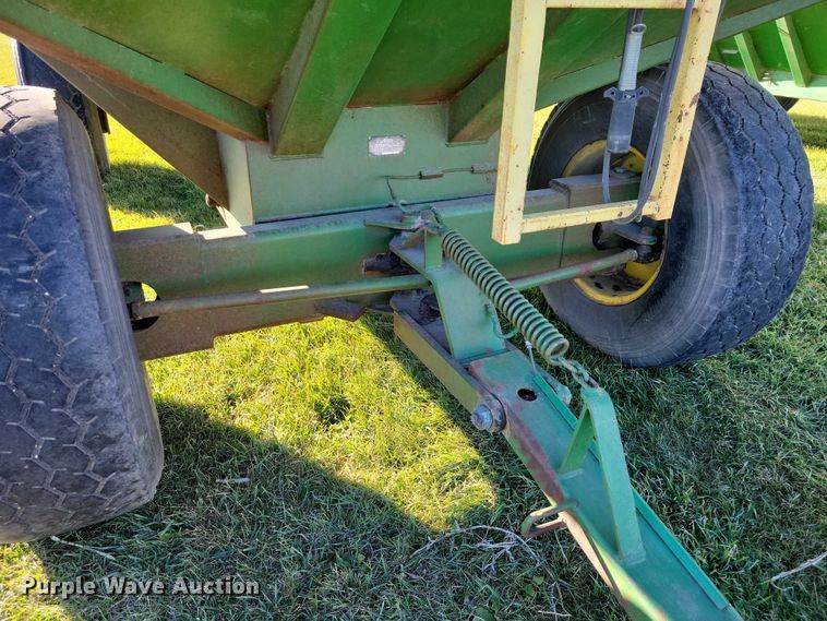 image for item EA2743 Crysteel Truckwagon grain cart