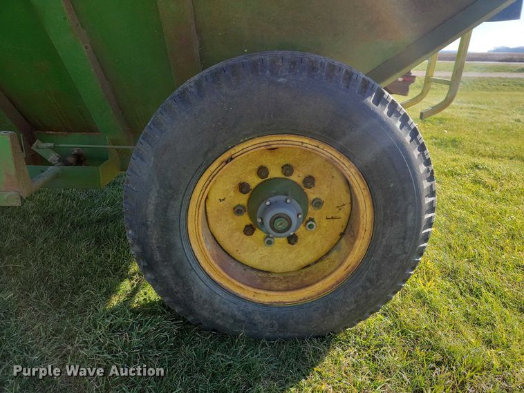 image for item EA2743 Crysteel Truckwagon grain cart