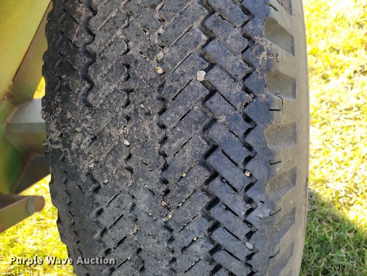 image for item EA2743 Crysteel Truckwagon grain cart