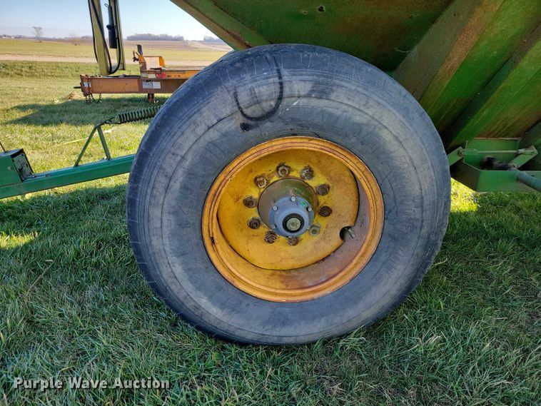 image for item EA2743 Crysteel Truckwagon grain cart