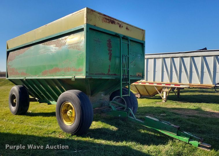 image for item EA2744 Crysteel Truckwagon grain cart
