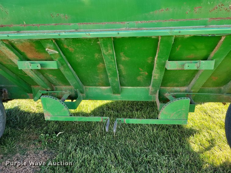 image for item EA2744 Crysteel Truckwagon grain cart