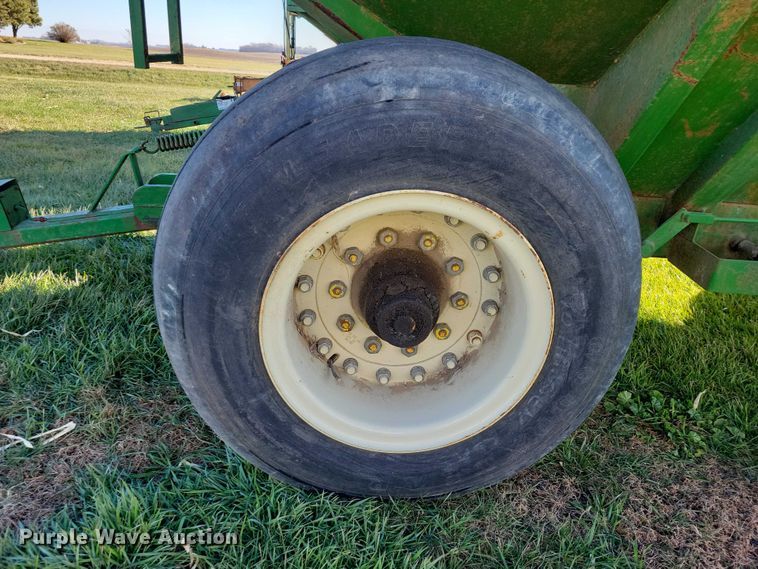 image for item EA2744 Crysteel Truckwagon grain cart