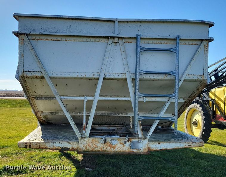 image for item EA2745 1971 Merrit grain trailer