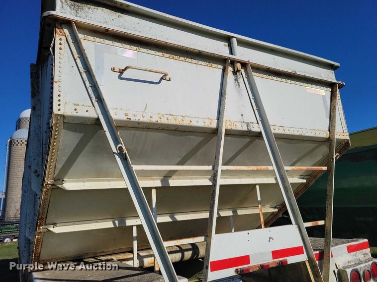 image for item EA2745 1971 Merrit grain trailer