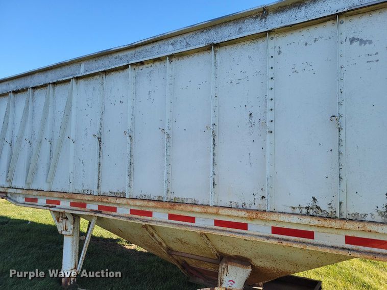 image for item EA2745 1971 Merrit grain trailer