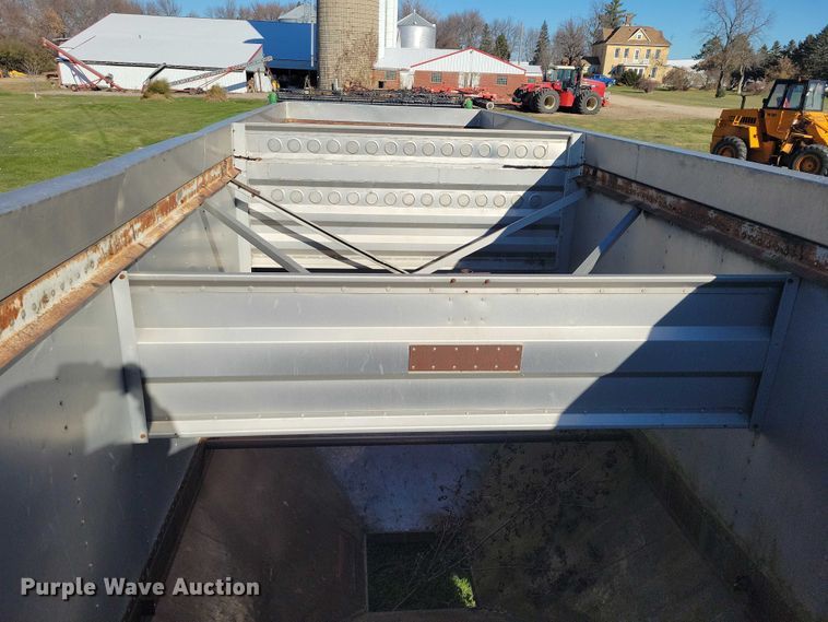 image for item EA2745 1971 Merrit grain trailer