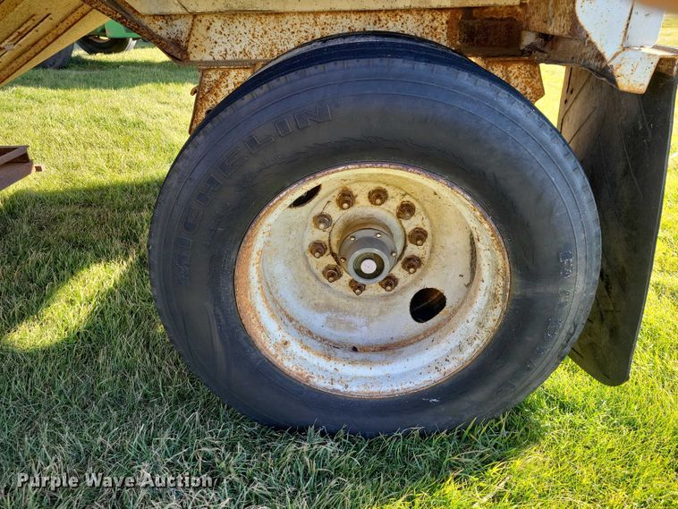 image for item EA2745 1971 Merrit grain trailer