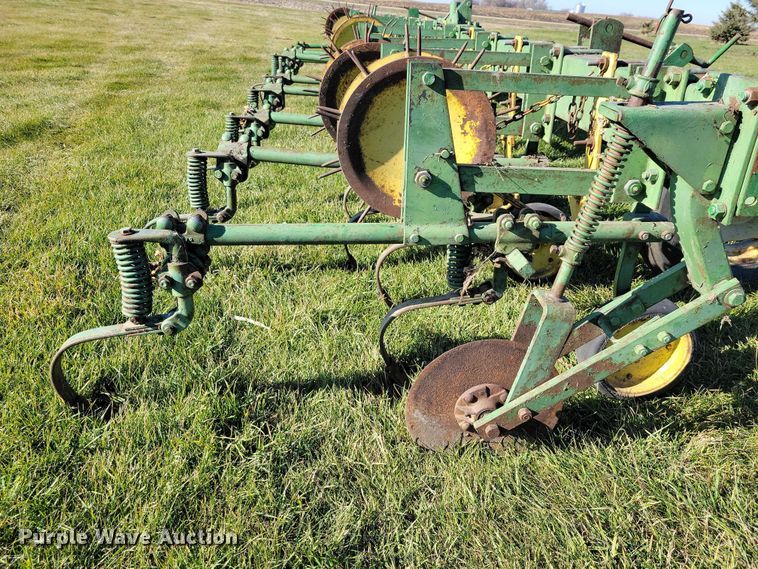 image for item EA2748 John Deere row crop cultivator
