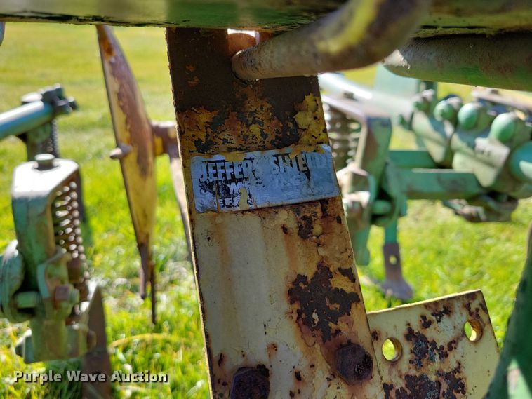 image for item EA2748 John Deere row crop cultivator