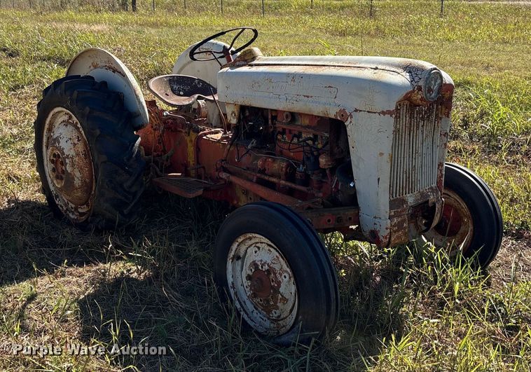 image for item EA7703 Ford 601 Workmaster tractor