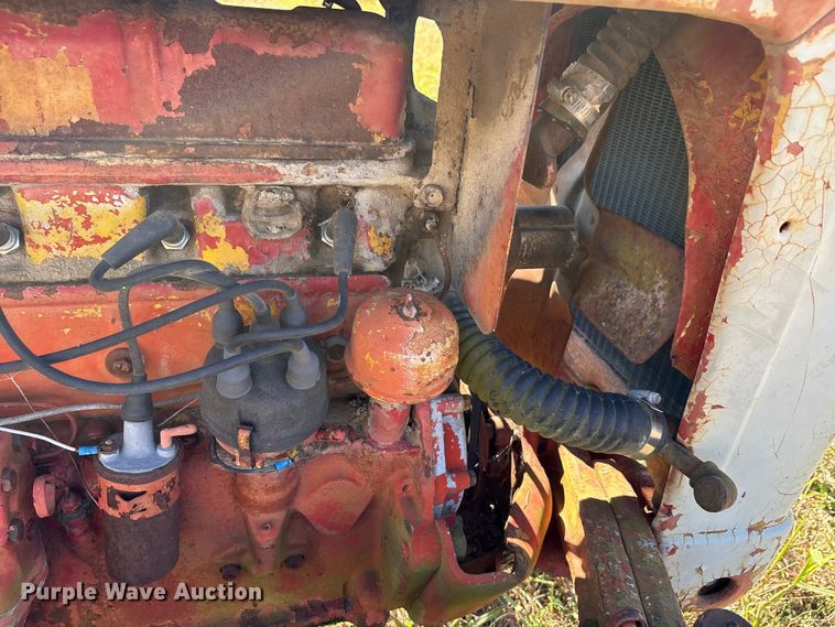 image for item EA7703 Ford 601 Workmaster tractor