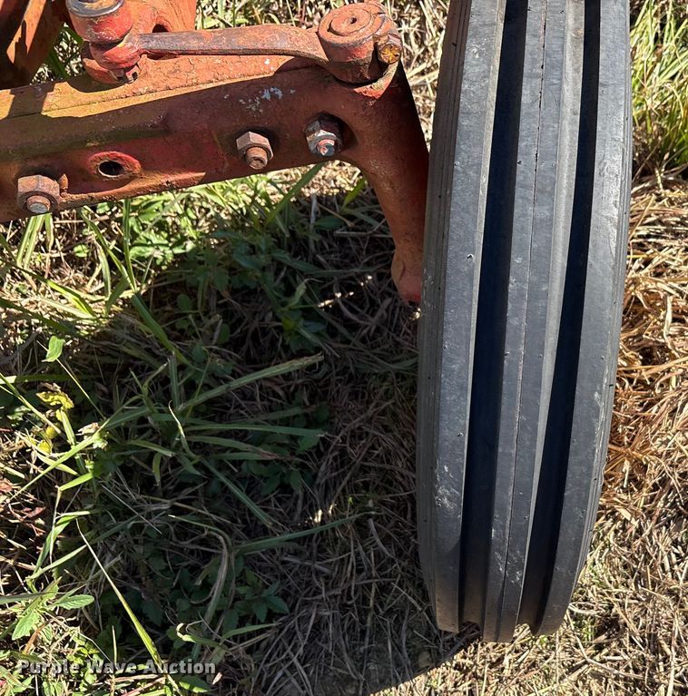 image for item EA7703 Ford 601 Workmaster tractor