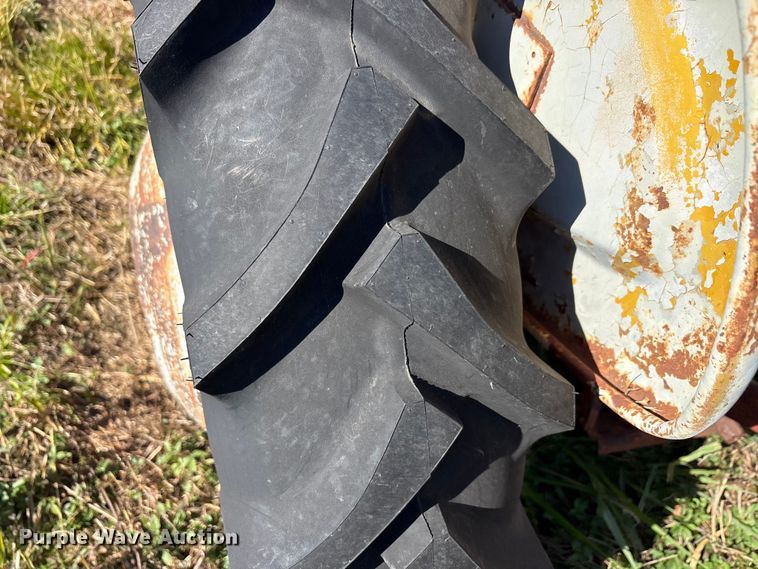 image for item EA7703 Ford 601 Workmaster tractor